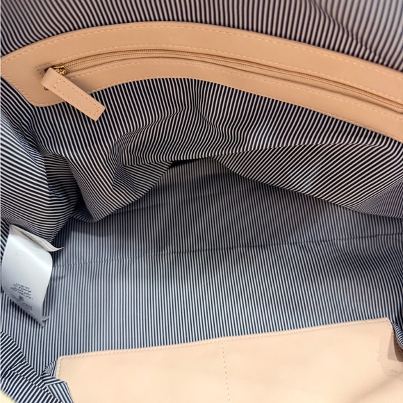 West Elm Vegan Leather Blush Pink Weekend Duffel Bag - Picture 7 of 8